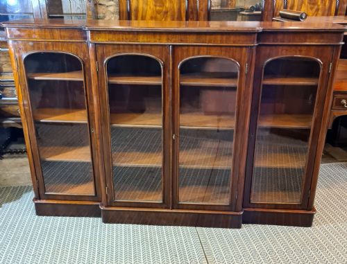 ANTIQUE VICTORIAN MAHOGANY BREAKFRONT BOOKCASE - ADDITIONAL PHOTO 1