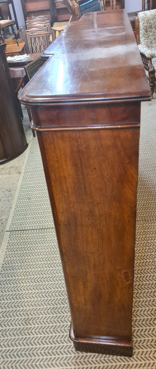 ANTIQUE VICTORIAN MAHOGANY BREAKFRONT BOOKCASE - ADDITIONAL PHOTO 3