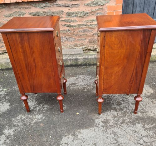 PAIR OF EDWARDIAN MAHOGANY INLAID BEDSIDE CABINETS - ADDITIONAL PHOTO 3