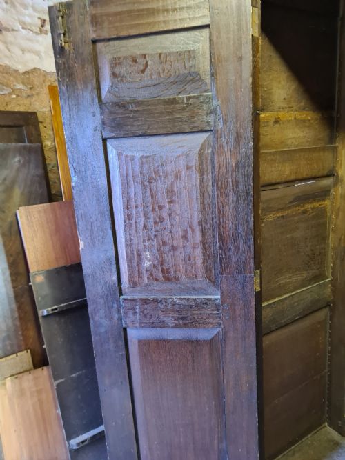 VICTORIAN CARVED OAK TWO DOOR WARDROBE - ADDITIONAL PHOTO 6