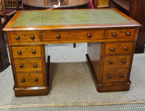 victorian mahogany pedestal desk - CATEGORY: ANTIQUE DESKS - DATED VICTORIAN