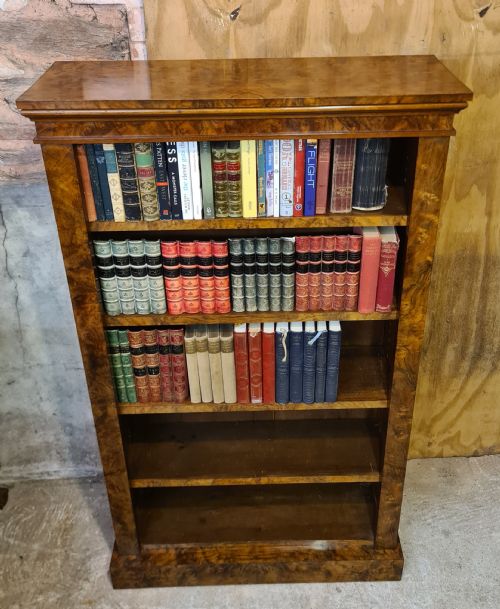 victorian burr walnut open bookcase - CATEGORY: ANTIQUE BOOKCASES - DATED VICTORIAN