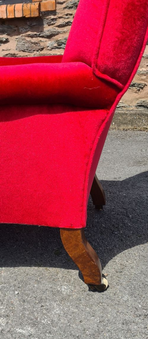 EDWARDIAN WALNUT HOWARD STYLE ARM CHAIR - ADDITIONAL PHOTO 6