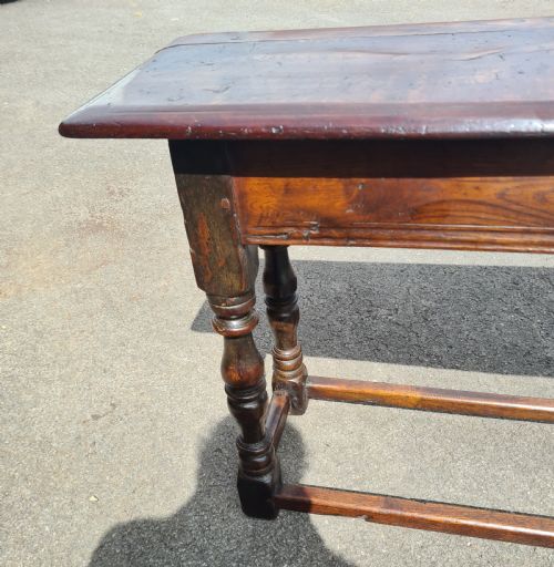 18TH CENTURY OAK JOINT STOOL - ADDITIONAL PHOTO 2