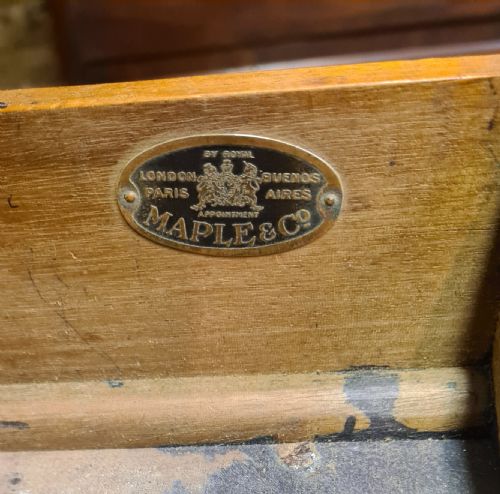 EDWARDIAN MAPLE CO OAK PEDISTAL DESK - ADDITIONAL PHOTO 1