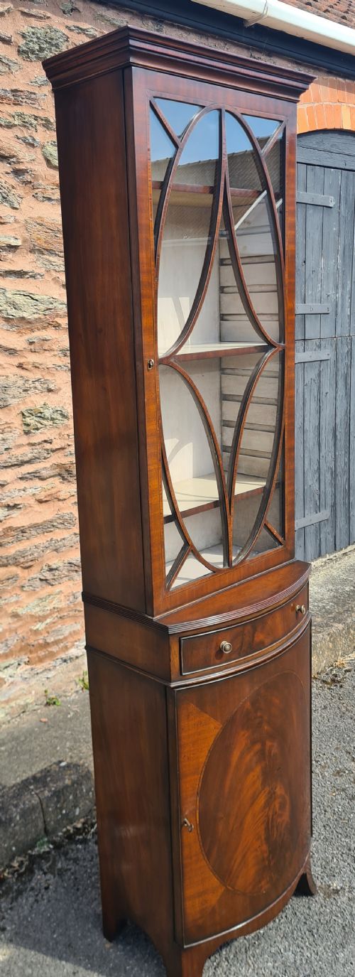 1920S GEORGIAN STYLE MAHOGANY NARROW INLAID BOOKCASE - ADDITIONAL PHOTO 4