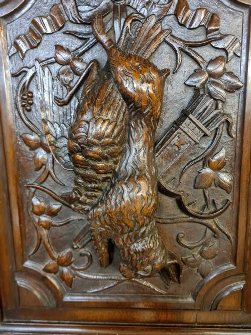 PAIR OF CARVED OAK PANELS - ADDITIONAL PHOTO 3