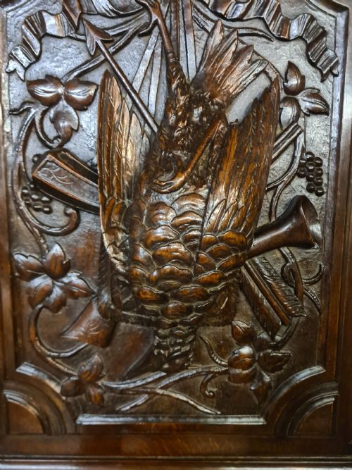 PAIR OF CARVED OAK PANELS - ADDITIONAL PHOTO 4