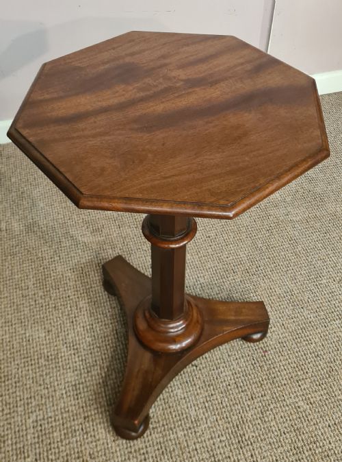 EARLY VICTORIAN OCTAGONAL MAHOGANY SIDE TABLE - ADDITIONAL PHOTO 2