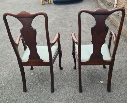 SET OF EIGHT 1920S MAHOGANY QUEEN ANNE STYLE CHAIRS - ADDITIONAL PHOTO 1