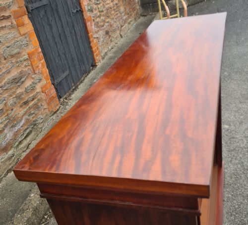 19TH CENTURY MAHOGANY OPEN BOOKCASE - ADDITIONAL PHOTO 1