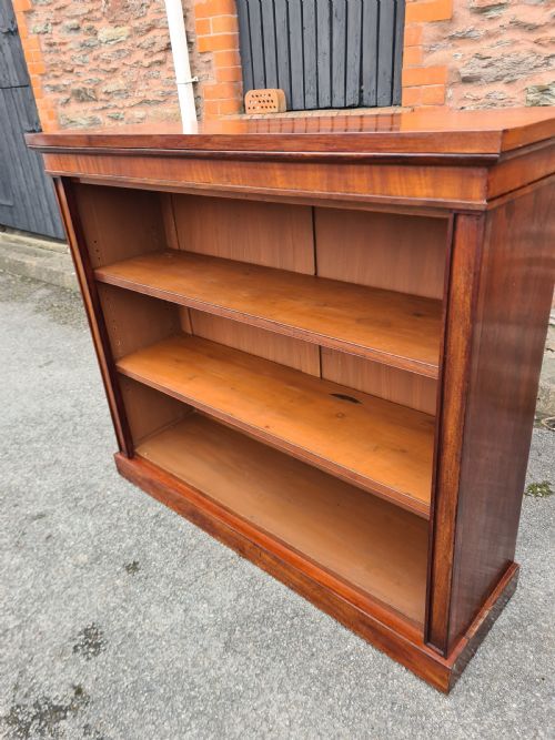 19TH CENTURY MAHOGANY OPEN BOOKCASE - ADDITIONAL PHOTO 3