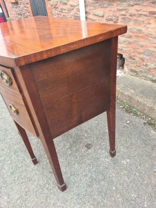 GEORGIAN MAHOGANY BOW FRONT SMALL SIDEBOARD - ADDITIONAL PHOTO 1