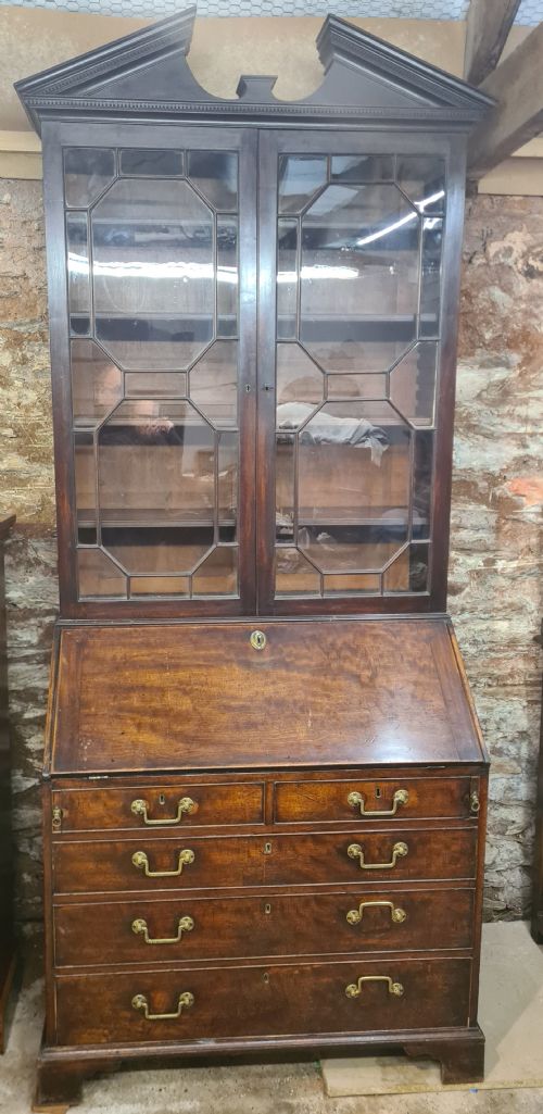 GEORGIAN 18TH CENTURY MAHOGANY BUREAU BOOKCASE - ADDITIONAL PHOTO 3