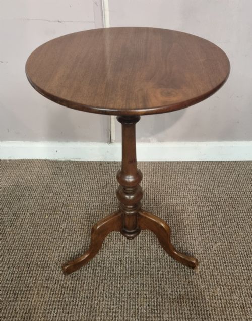 Victorian Mahogany Tripod Table.
