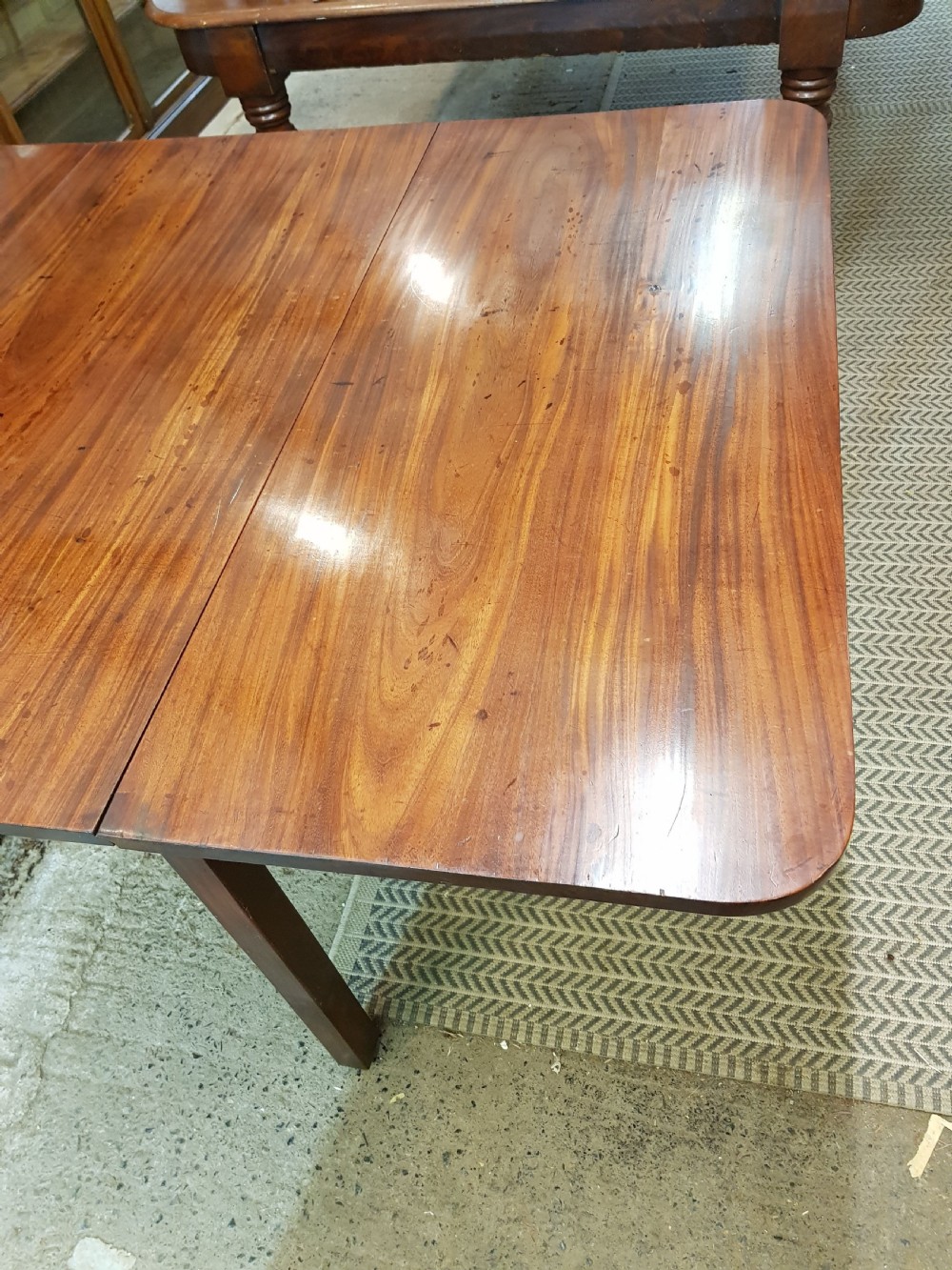 Georgian Mahogany Drop Leaf Dinning Table View V