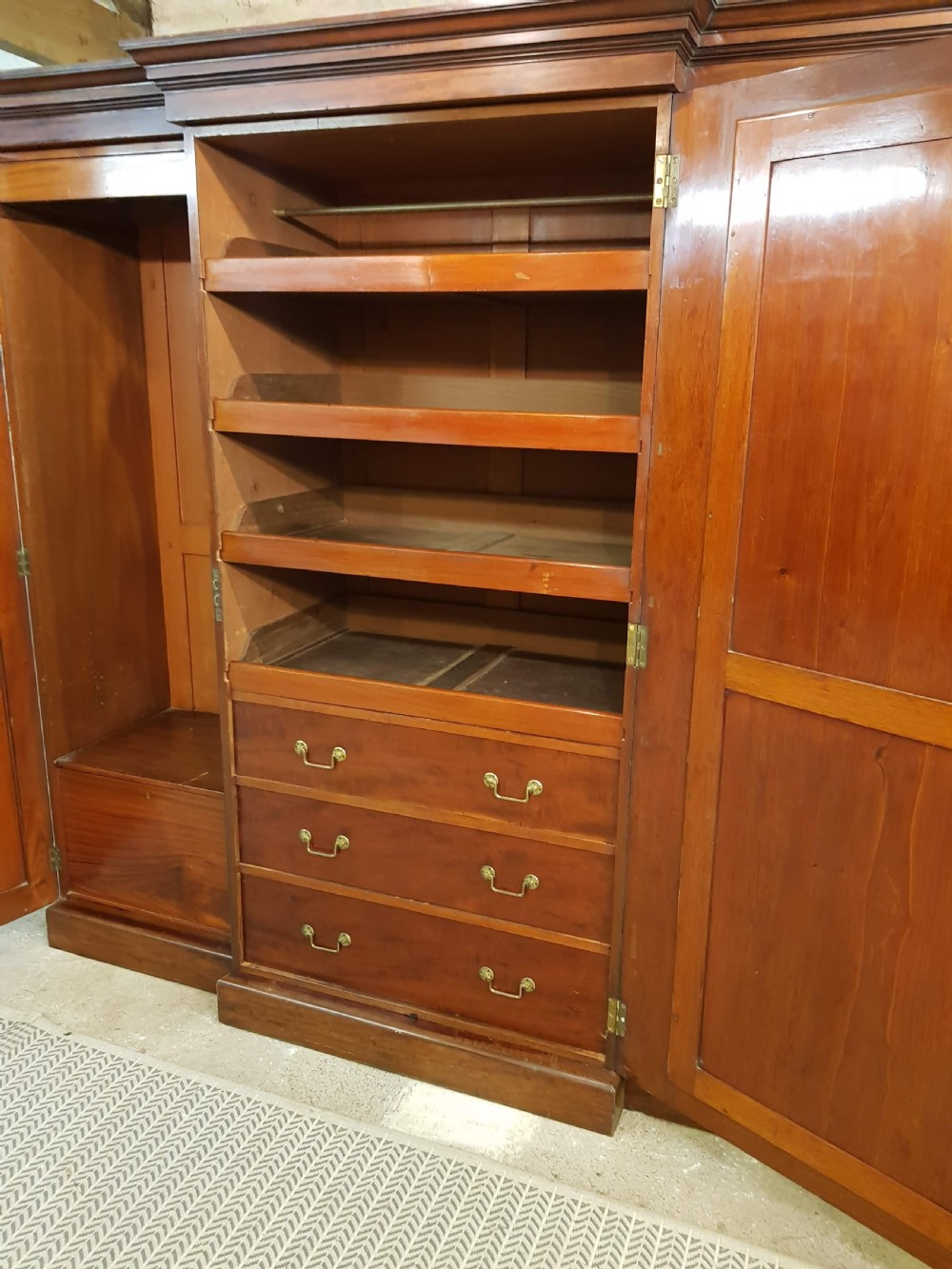 Victorian mahogany breakfront wardrobe.  View V