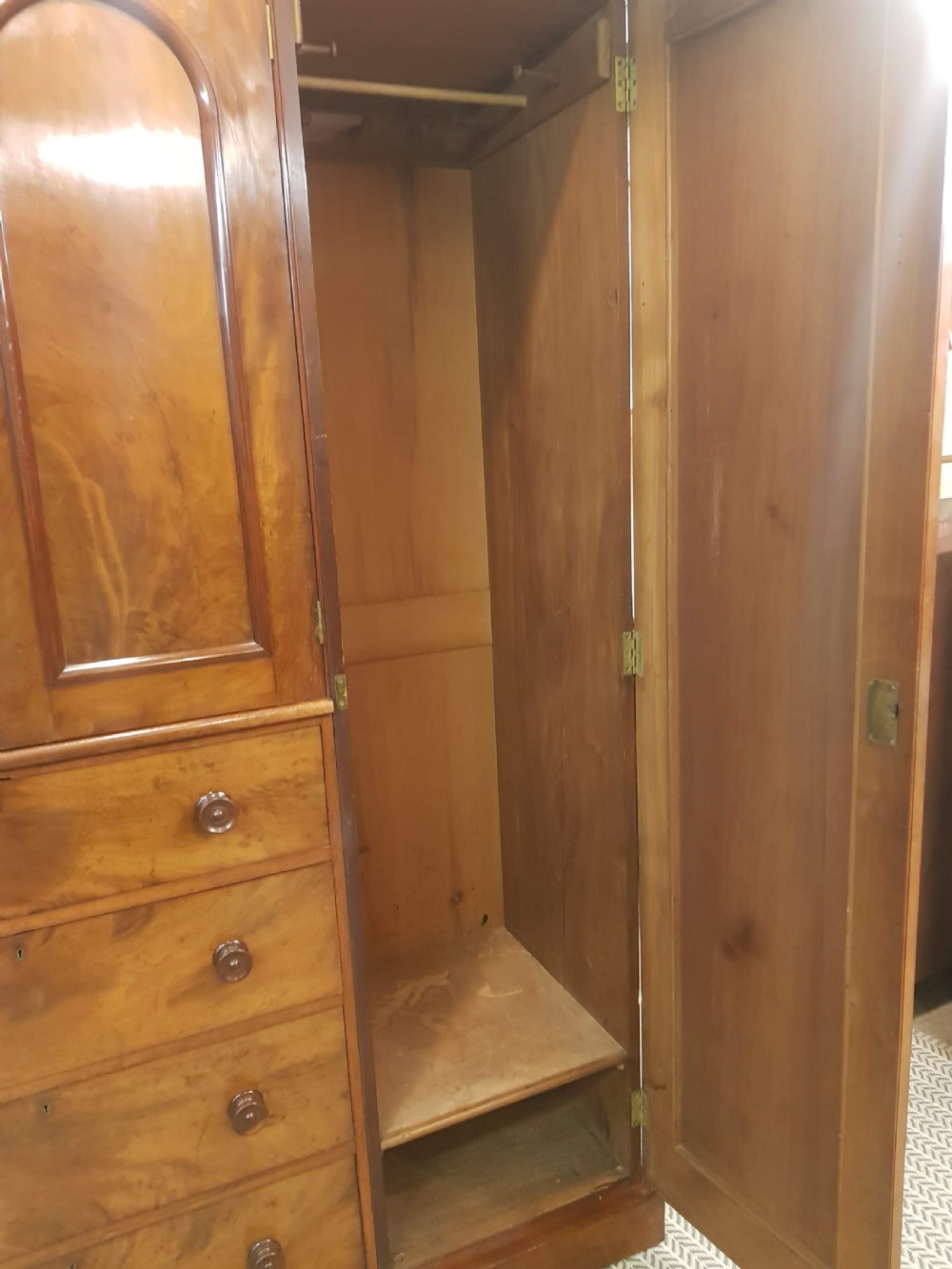Victorian mahogany four door wardrobe.  View VII