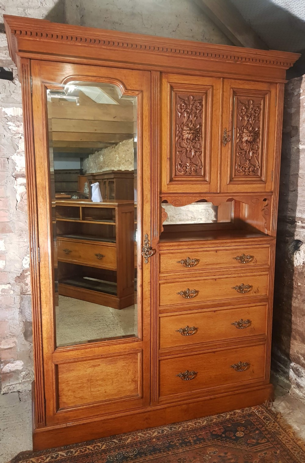 Victorian Oak mirror door wardrobe. 