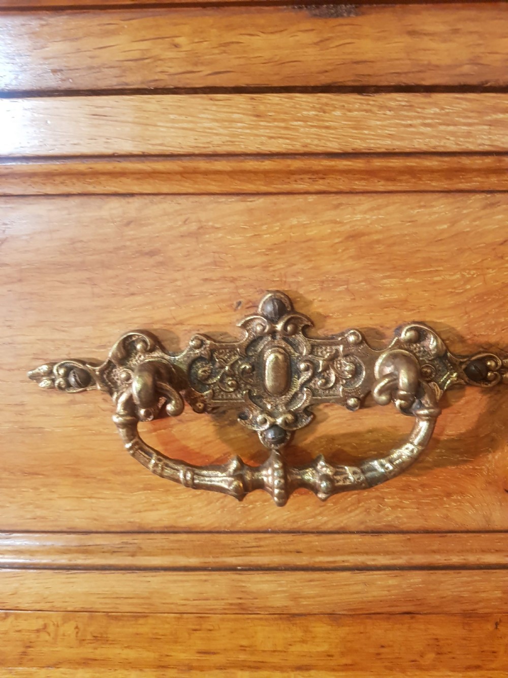 Victorian Oak mirror door wardrobe.  View VI