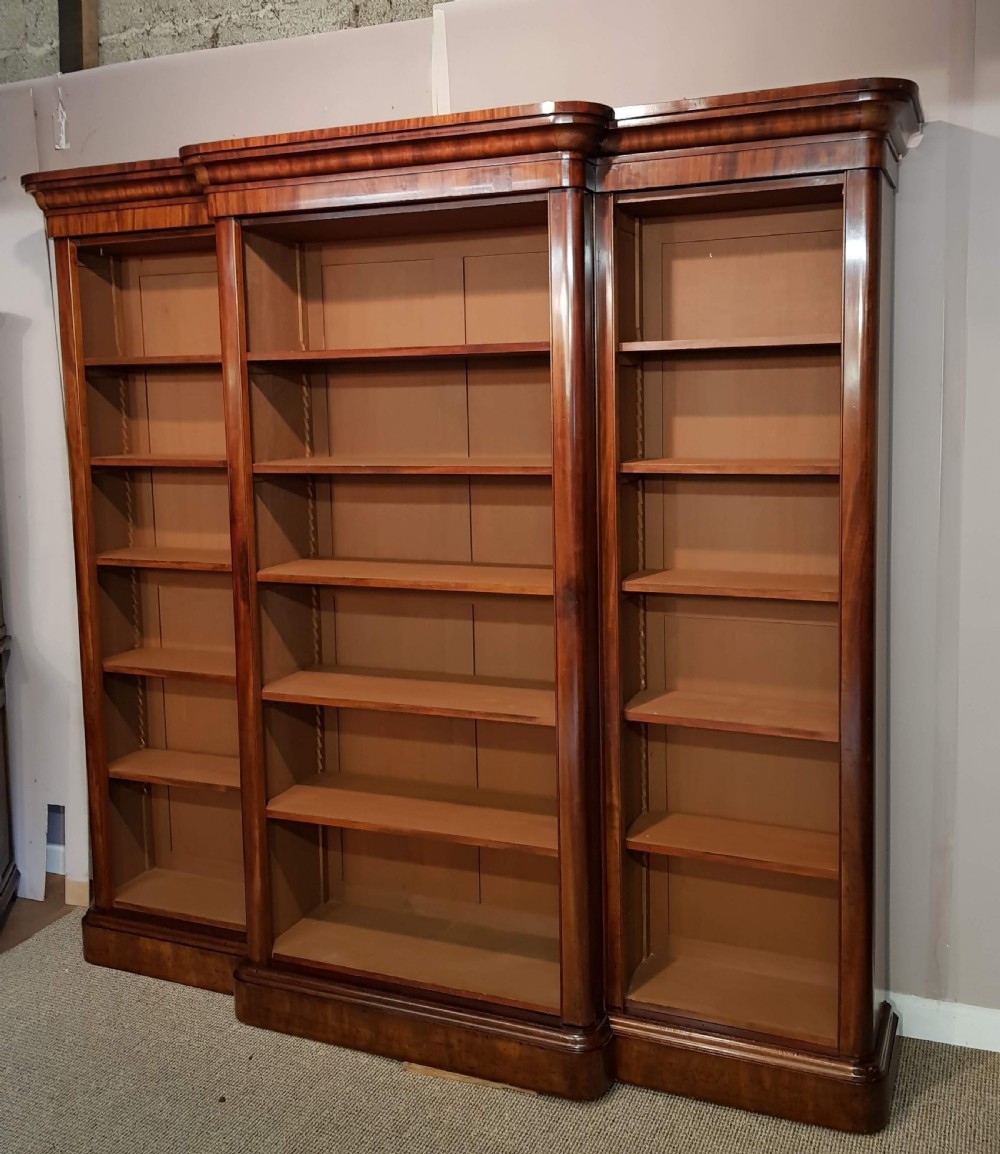 Victorian mahogany breakfront Bookcase 