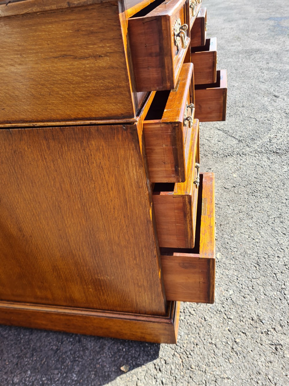ANTIQUE VICTORIAN OAK NINE DRAWER DESK.  View VIII