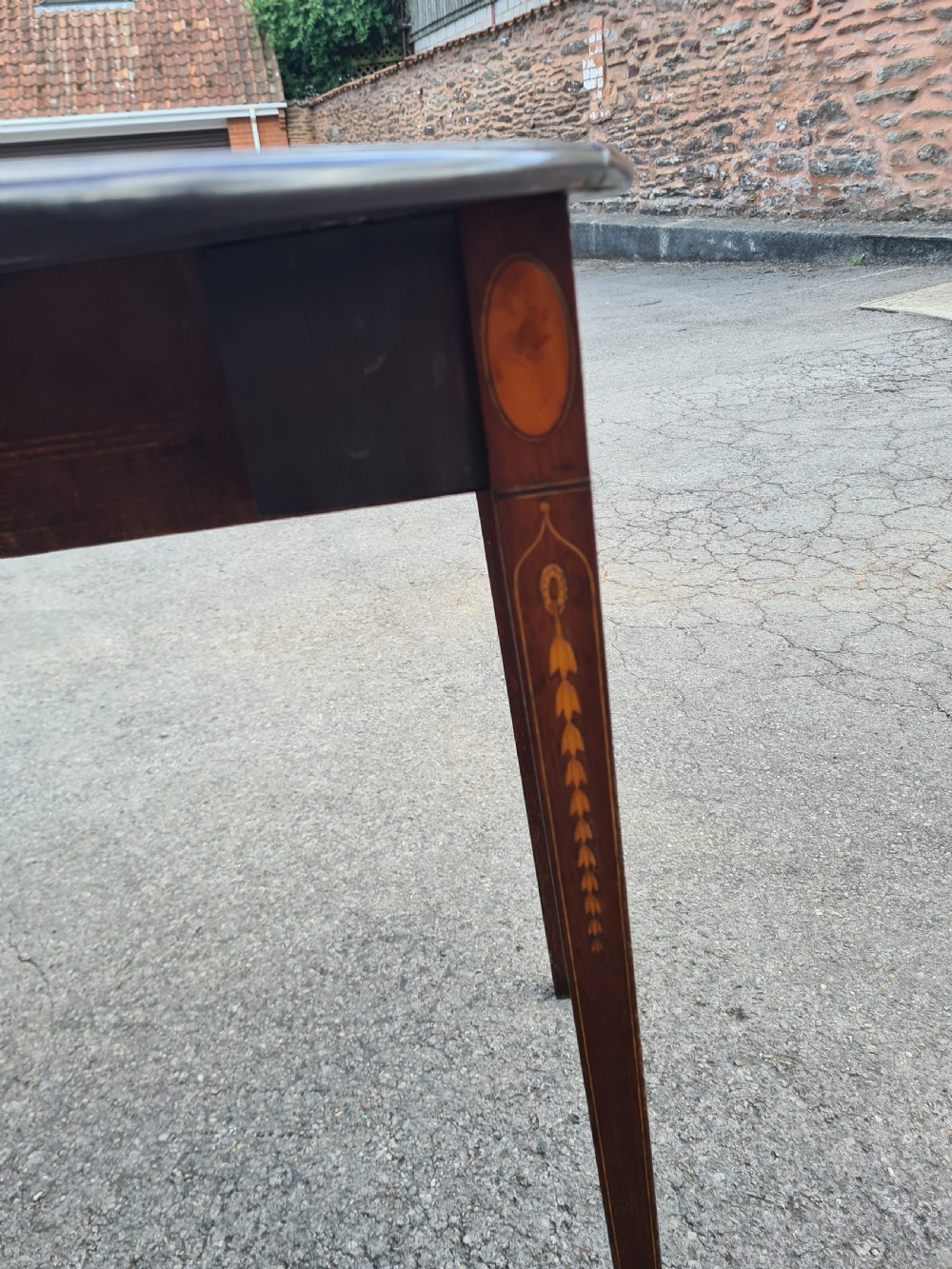 ANTIQUE GEORGIAN MAHOGANY INLAID PEMBROKE TABLE.  View VII