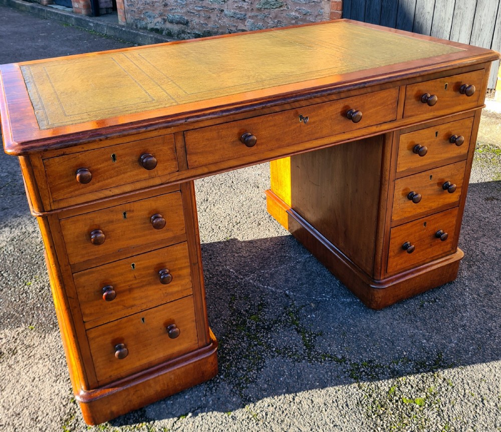 Victorian Mahogany Pedestal Desk.  View VI