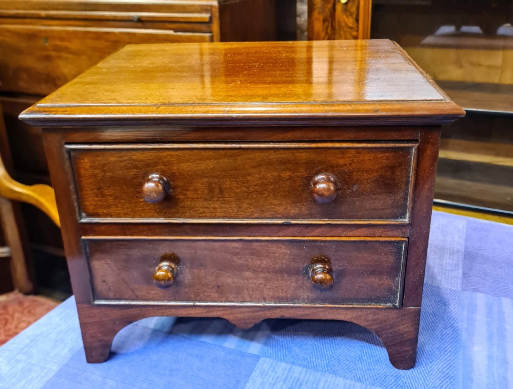 Pair of Victorian mahogany table top chest 
 View II