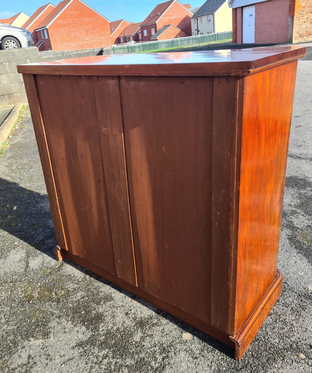 Victorian flame mahogany chest of drawers  View VII