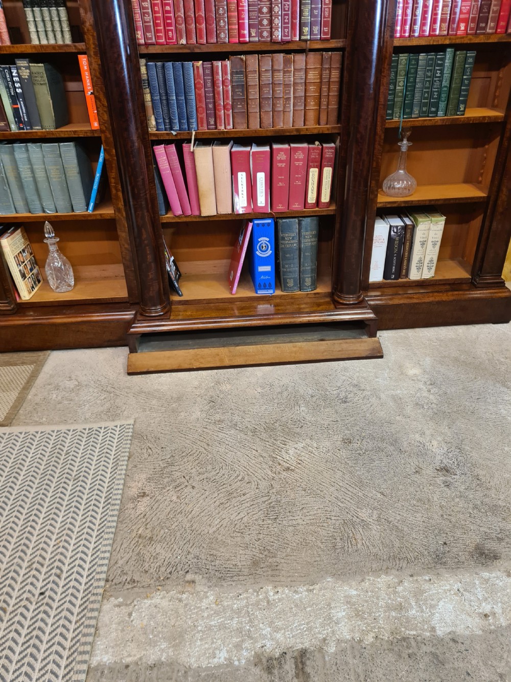 Architectural Victorian Mahogany Breakfront Bookcase  View IV