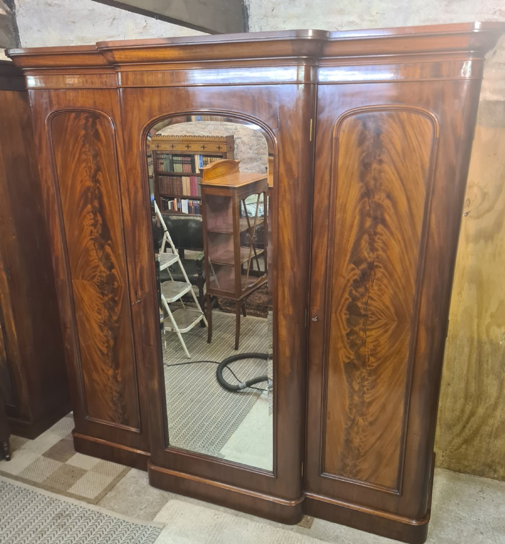 Victorian mahogany breakfront wardrobe 