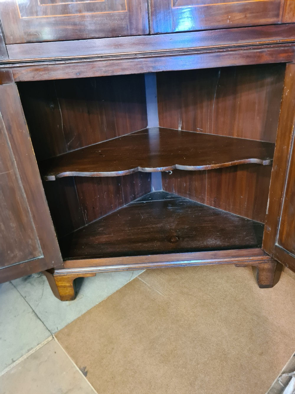 Georgian Mahogany inlaid Corner Cabinet  View III