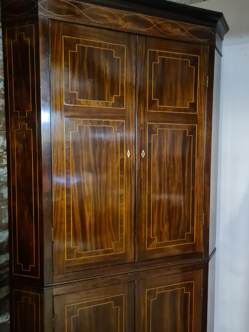 Georgian Mahogany inlaid Corner Cabinet  View V