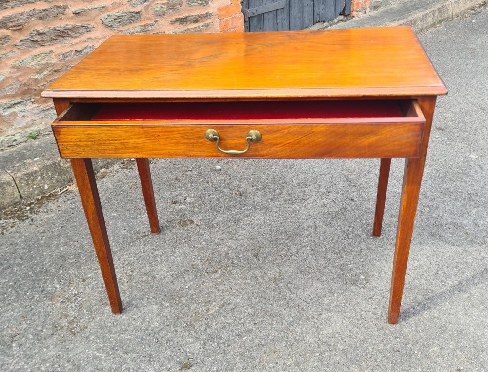 Georgian Mahogany Single Drawer Side Table.