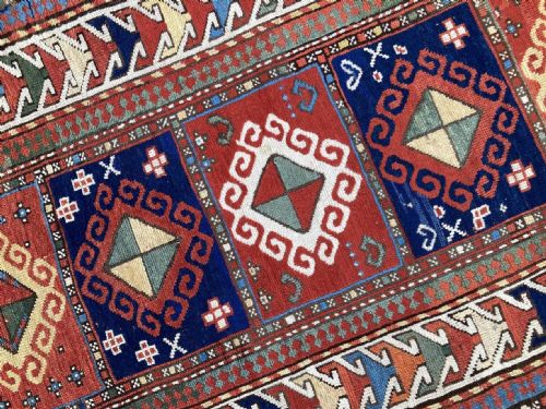ANTIQUE CAUCASIAN GENDJE RUG 180M X 095M - ADDITIONAL PHOTO 5
