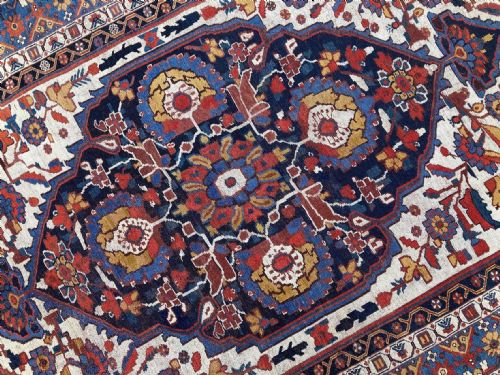 ANTIQUE KHAMSEH RUG 204M X 141M - ADDITIONAL PHOTO 5