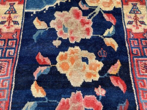 ANTIQUE TIBETAN RUG 140M X 091M - ADDITIONAL PHOTO 4