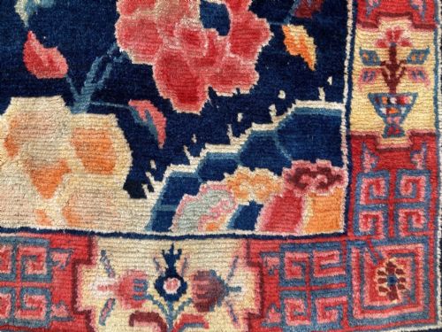 ANTIQUE TIBETAN RUG 140M X 091M - ADDITIONAL PHOTO 3