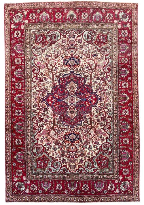 antique isfahan rug 210m x 148m - CATEGORY: ANTIQUE RUGS - DATED 1900