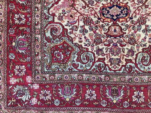 ANTIQUE ISFAHAN RUG 210M X 148M - ADDITIONAL PHOTO 3