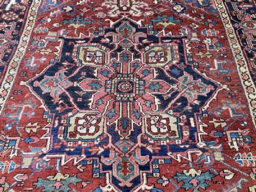 ANTIQUE HERIZ CARPET 320M X 223M - ADDITIONAL PHOTO 4