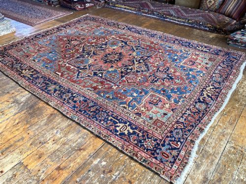 ANTIQUE HERIZ CARPET 316M X 235M - ADDITIONAL PHOTO 2