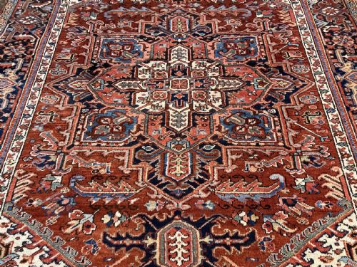 ANTIQUE HERIZ CARPET 312M X 222M - ADDITIONAL PHOTO 3