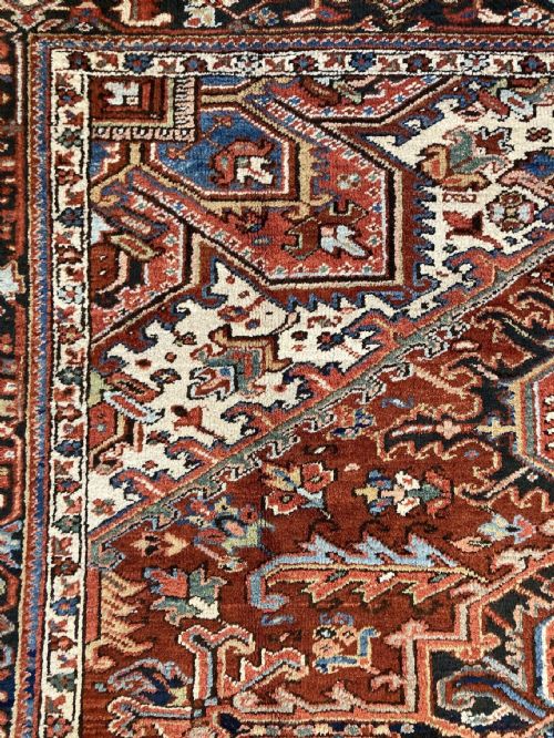 ANTIQUE HERIZ CARPET 312M X 222M - ADDITIONAL PHOTO 9
