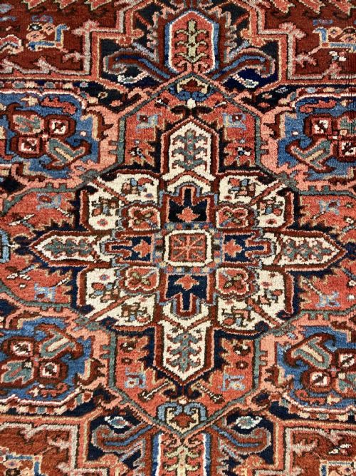 ANTIQUE HERIZ CARPET 312M X 222M - ADDITIONAL PHOTO 11