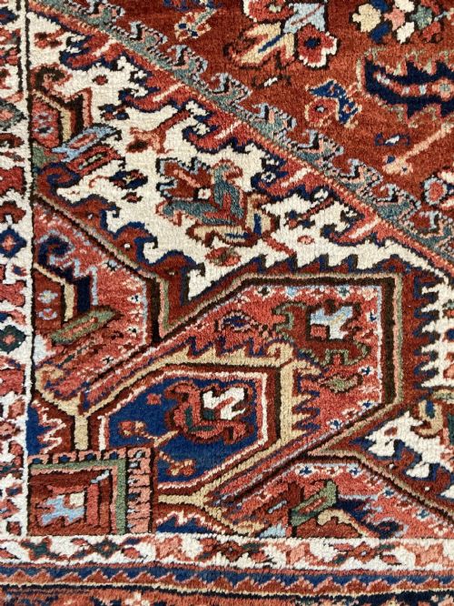 ANTIQUE HERIZ CARPET 312M X 222M - ADDITIONAL PHOTO 12