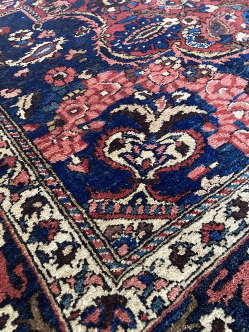 ANTIQUE BAKHTIAR RUG 212M X 138M - ADDITIONAL PHOTO 7