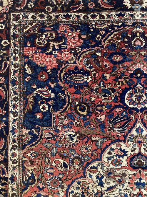 ANTIQUE BAKHTIAR RUG 212M X 138M - ADDITIONAL PHOTO 9