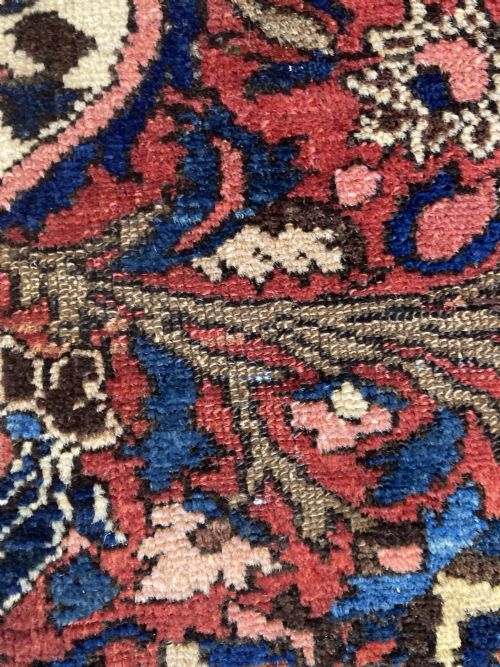 ANTIQUE BAKHTIAR RUG 212M X 138M - ADDITIONAL PHOTO 12